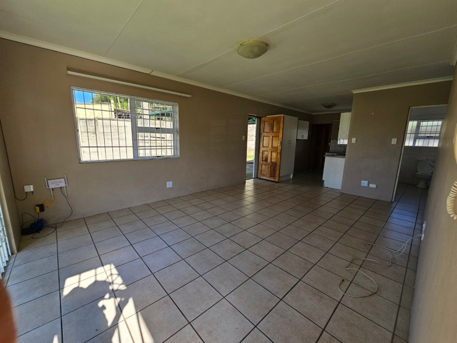 3 Bedroom Property for Sale in Cambridge West Eastern Cape